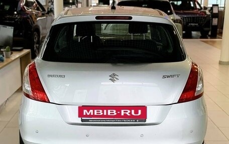 Suzuki Swift IV, 2011 год, 935 000 рублей, 4 фотография