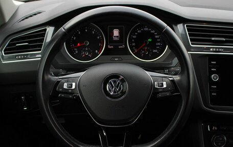 Volkswagen Tiguan II, 2020 год, 2 613 000 рублей, 10 фотография