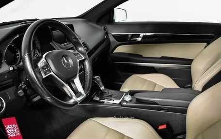 Mercedes-Benz E-Класс, 2012 год, 1 999 000 рублей, 12 фотография