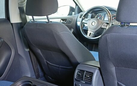 Volkswagen Jetta VI, 2013 год, 1 210 000 рублей, 2 фотография