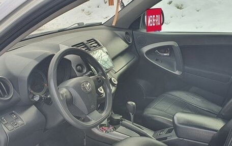 Toyota RAV4, 2010 год, 1 750 000 рублей, 2 фотография