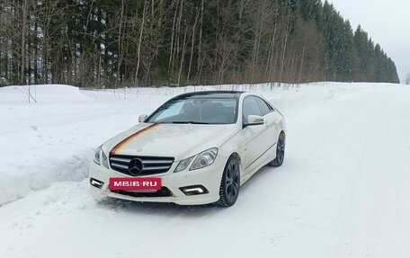 Mercedes-Benz E-Класс, 2011 год, 1 830 000 рублей, 16 фотография