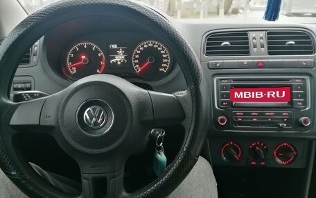 Volkswagen Polo VI (EU Market), 2014 год, 950 000 рублей, 4 фотография