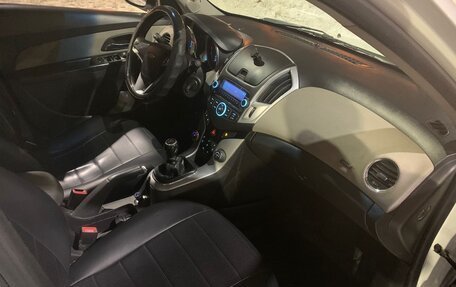 Chevrolet Cruze II, 2013 год, 750 000 рублей, 12 фотография