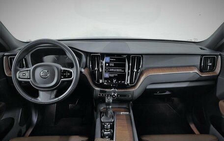 Volvo XC60 II, 2020 год, 4 004 000 рублей, 5 фотография
