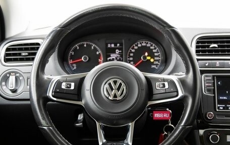 Volkswagen Polo VI (EU Market), 2017 год, 1 428 000 рублей, 23 фотография