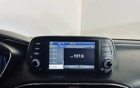 Hyundai Santa Fe IV, 2018 год, 3 177 000 рублей, 13 фотография