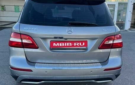 Mercedes-Benz M-Класс, 2012 год, 2 900 000 рублей, 4 фотография