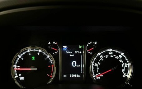 Toyota 4Runner V, 2020 год, 7 000 000 рублей, 13 фотография