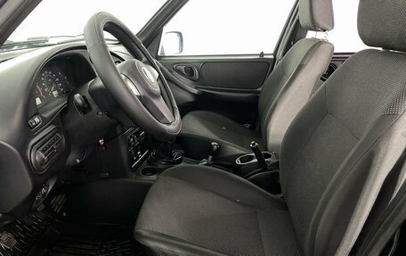 Chevrolet Niva I рестайлинг, 2017 год, 720 000 рублей, 12 фотография