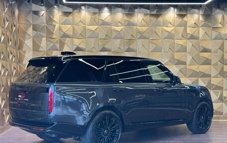 Land Rover Range Rover IV рестайлинг, 2024 год, 31 000 000 рублей, 3 фотография