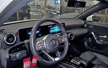 Mercedes-Benz A-Класс, 2020 год, 3 100 000 рублей, 9 фотография