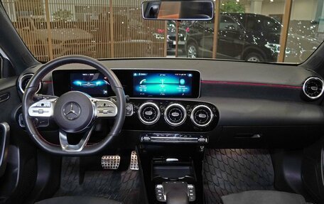 Mercedes-Benz A-Класс, 2020 год, 3 100 000 рублей, 11 фотография
