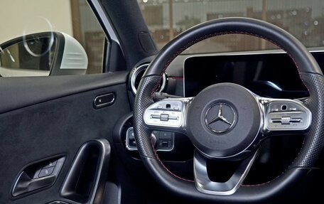 Mercedes-Benz A-Класс, 2020 год, 3 100 000 рублей, 10 фотография