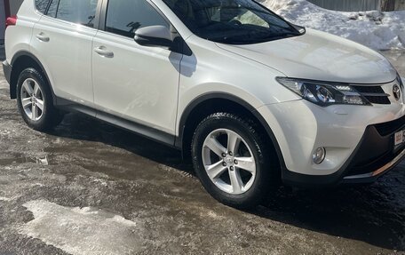 Toyota RAV4, 2014 год, 2 200 000 рублей, 8 фотография