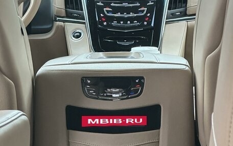 Cadillac Escalade IV, 2018 год, 7 000 000 рублей, 10 фотография