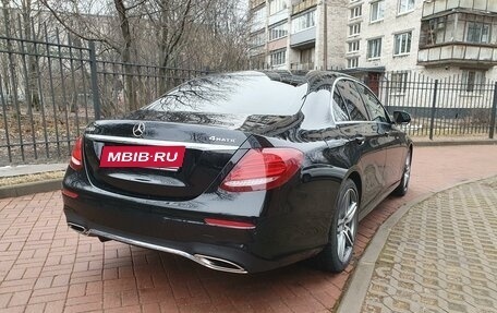 Mercedes-Benz E-Класс, 2019 год, 4 250 000 рублей, 5 фотография