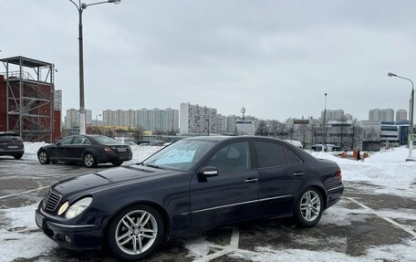 Mercedes-Benz E-Класс, 2002 год, 550 000 рублей, 3 фотография