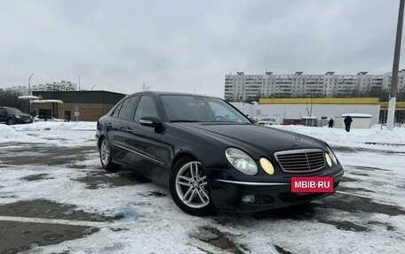 Mercedes-Benz E-Класс, 2002 год, 550 000 рублей, 4 фотография
