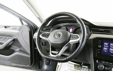 Volkswagen Passat B8 рестайлинг, 2020 год, 3 095 000 рублей, 11 фотография