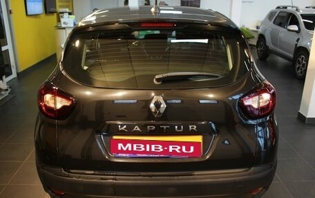 Renault Kaptur I рестайлинг, 2021 год, 1 800 000 рублей, 5 фотография