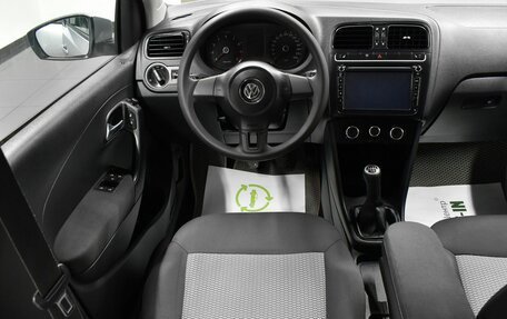 Volkswagen Polo VI (EU Market), 2010 год, 695 000 рублей, 12 фотография