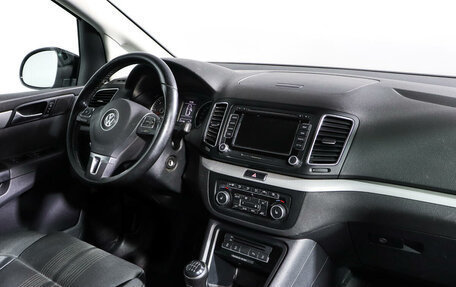 Volkswagen Sharan II, 2012 год, 1 550 000 рублей, 9 фотография