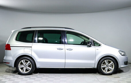 Volkswagen Sharan II, 2012 год, 1 550 000 рублей, 4 фотография