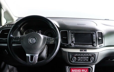 Volkswagen Sharan II, 2012 год, 1 550 000 рублей, 12 фотография