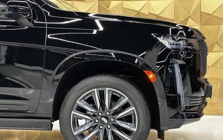 Cadillac Escalade V, 2023 год, 20 000 000 рублей, 3 фотография