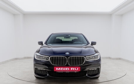 BMW 7 серия, 2018 год, 5 490 000 рублей, 2 фотография
