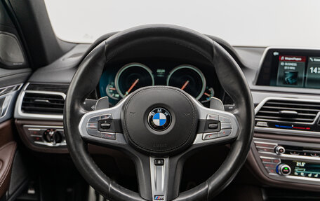BMW 7 серия, 2018 год, 5 490 000 рублей, 13 фотография