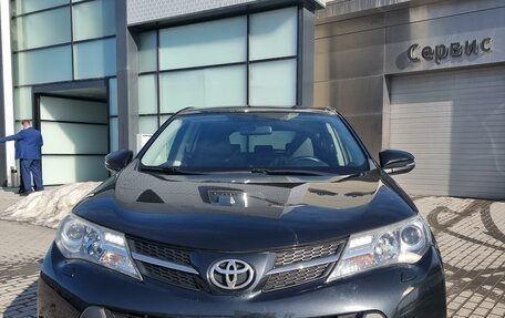 Toyota RAV4, 2013 год, 2 250 000 рублей, 2 фотография
