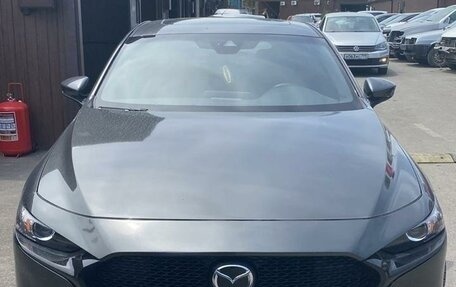 Mazda 3, 2021 год, 2 700 000 рублей, 2 фотография