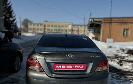 Hyundai Solaris II рестайлинг, 2012 год, 810 000 рублей, 2 фотография