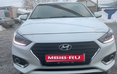 Hyundai Solaris II рестайлинг, 2018 год, 1 400 000 рублей, 7 фотография