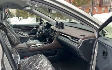 Lexus RX IV рестайлинг, 2022 год, 7 290 000 рублей, 8 фотография