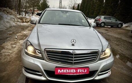 Mercedes-Benz C-Класс, 2011 год, 1 900 000 рублей, 4 фотография