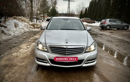 Mercedes-Benz C-Класс, 2011 год, 1 900 000 рублей, 3 фотография