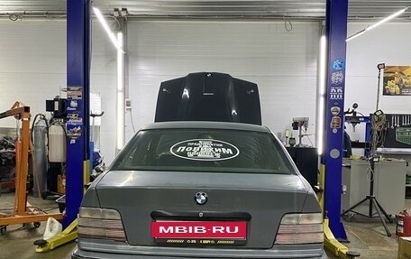 BMW 3 серия, 1993 год, 750 000 рублей, 3 фотография