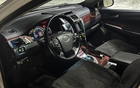 Toyota Camry, 2012 год, 1 950 000 рублей, 8 фотография