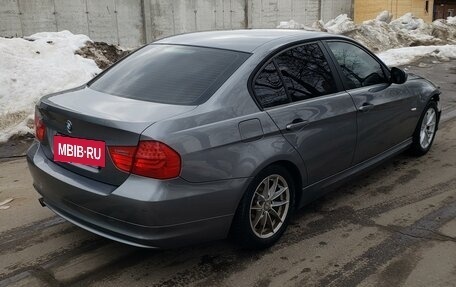 BMW 3 серия, 2011 год, 830 000 рублей, 10 фотография