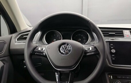 Volkswagen Tiguan II, 2020 год, 2 315 000 рублей, 7 фотография