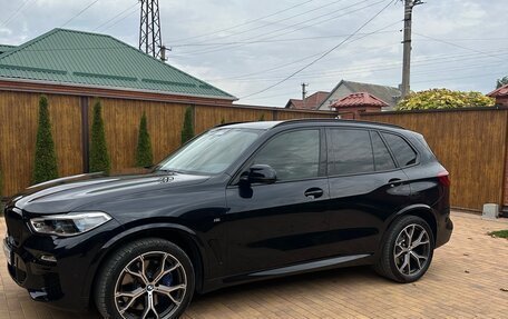 BMW X5, 2019 год, 7 400 000 рублей, 4 фотография