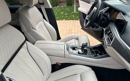 BMW X5, 2019 год, 7 400 000 рублей, 15 фотография