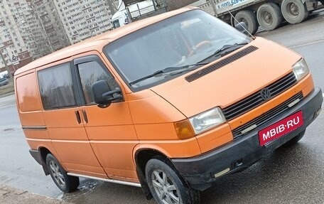 Volkswagen Transporter T4, 1994 год, 480 000 рублей, 2 фотография
