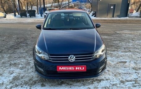 Volkswagen Polo VI (EU Market), 2017 год, 1 350 000 рублей, 2 фотография