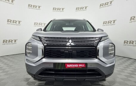 Mitsubishi Outlander, 2022 год, 3 735 000 рублей, 2 фотография