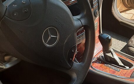Mercedes-Benz E-Класс, 2004 год, 1 550 000 рублей, 2 фотография