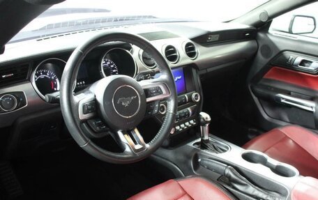 Ford Mustang VI рестайлинг, 2019 год, 3 500 000 рублей, 14 фотография
